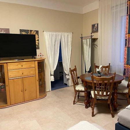 Отель Gaestezimmer Siminciuc Ахен Экстерьер фото