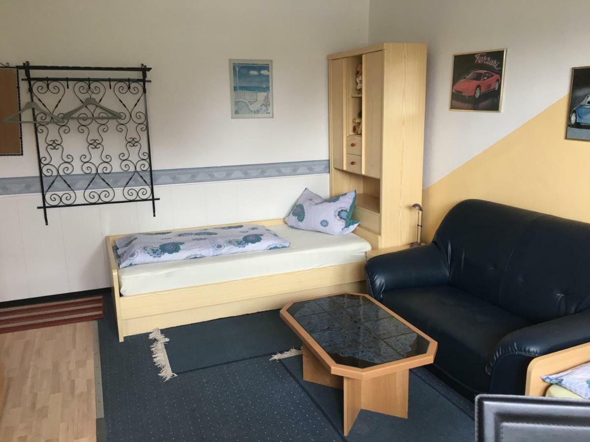 Отель Gaestezimmer Siminciuc Ахен Экстерьер фото