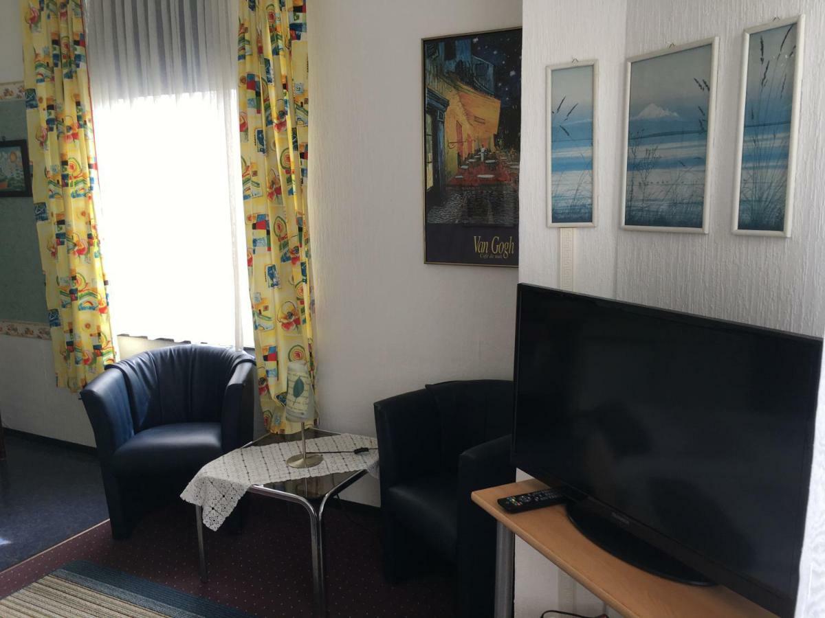 Отель Gaestezimmer Siminciuc Ахен Экстерьер фото