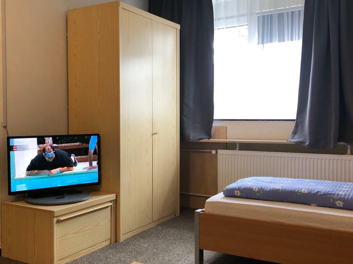 Отель Gaestezimmer Siminciuc Ахен Экстерьер фото