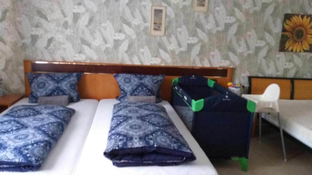 Отель Gaestezimmer Siminciuc Ахен Экстерьер фото